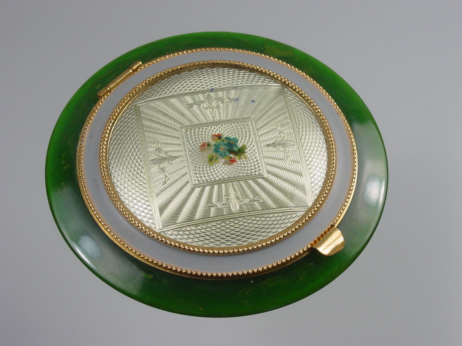 Bakelite Compact